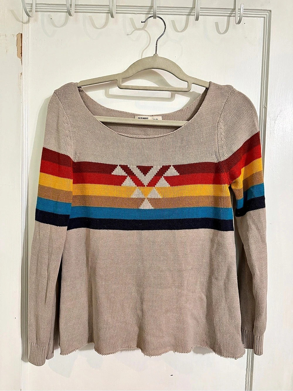 Old Navy Color Block Sweater in Beige & Red Size Small Like New